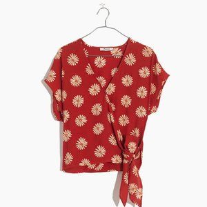 NWT Madwell Daisy Wrap Top